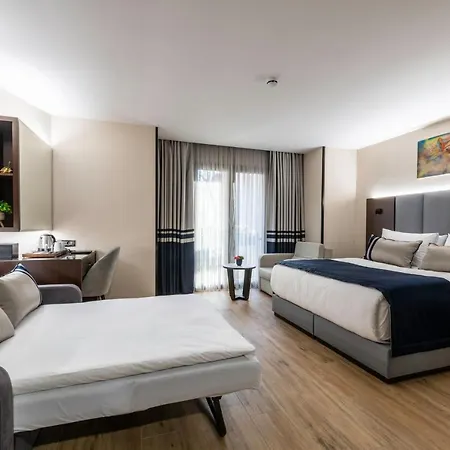 Ξενοδοχείο Aprilis Deluxe 4*