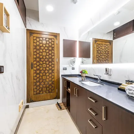 Hotel Aprilis Deluxe