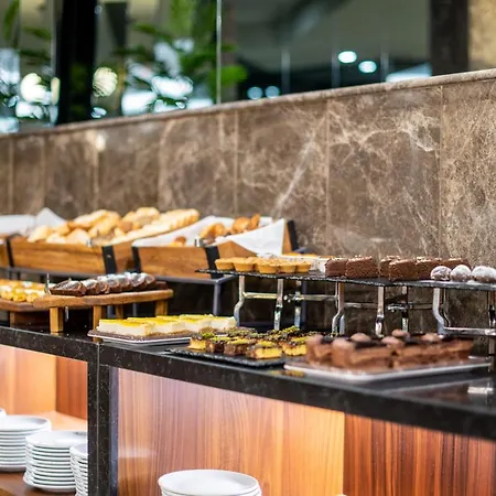 Hotel Aprilis Deluxe