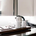 Aprilis Deluxe