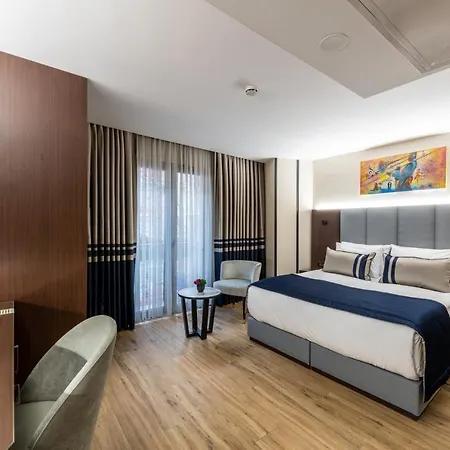 Aprilis Deluxe Hotel