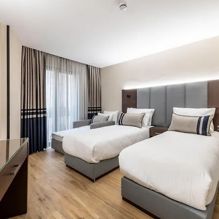 Hotel Aprilis Deluxe