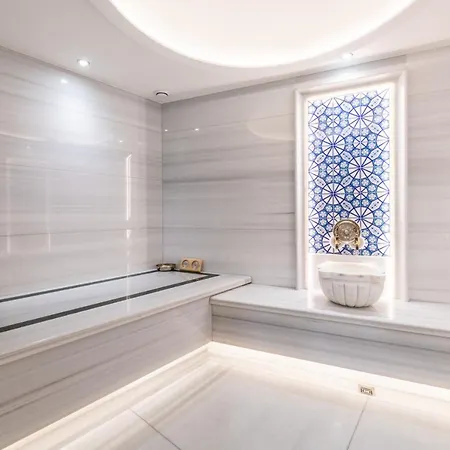 Hotel Aprilis Deluxe