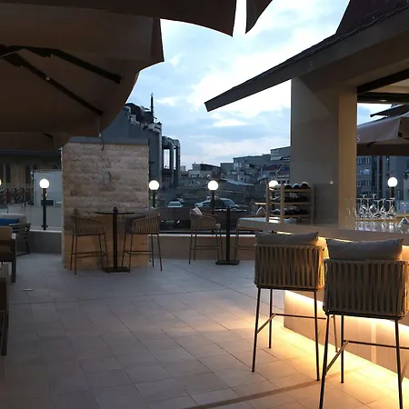 Aprilis Deluxe Provincia di Istanbul