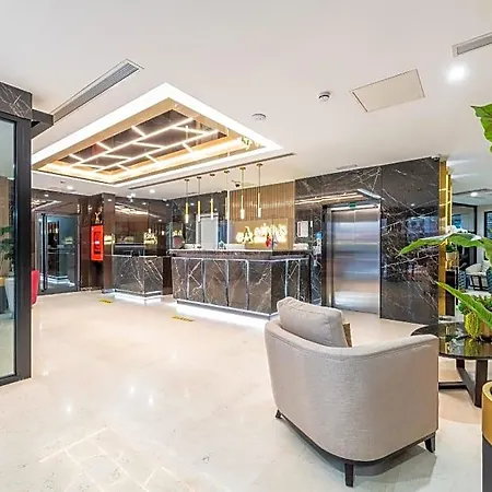 Aprilis Deluxe Hotel 4*