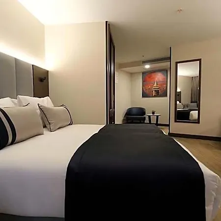 Hotel Aprilis Deluxe