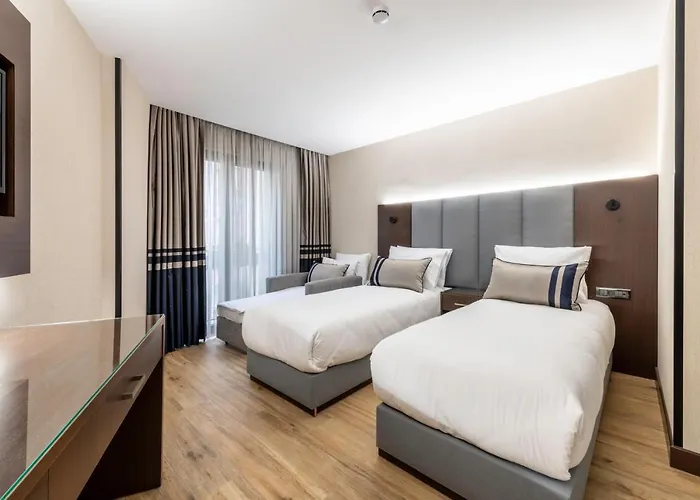 Hotel Aprilis Deluxe